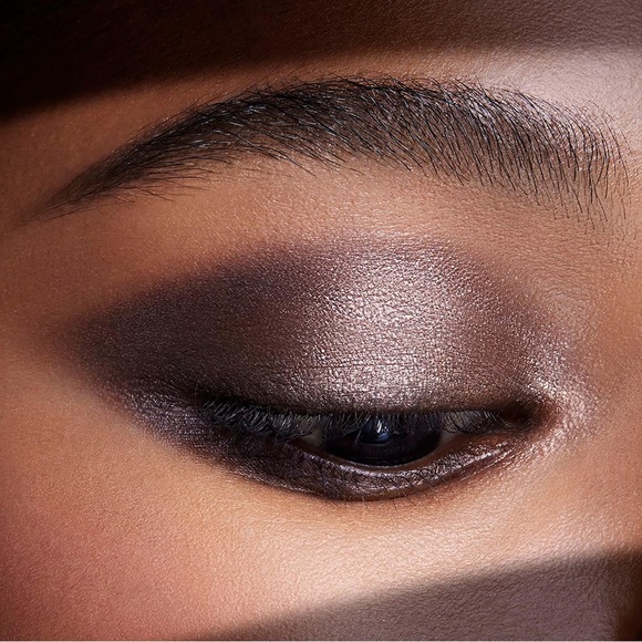 Estee Lauder Red and Gold Eyeshadow Palette Luxurious Shimmer - Picture 5 of 8